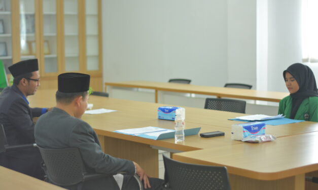 Pelaksanaan Seminar Judul Fakultas Tarbiyah dan Ilmu Keguruan IUQI Bogor