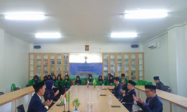 PELAKSANAAN SIDANG MUNAQOSYAH
