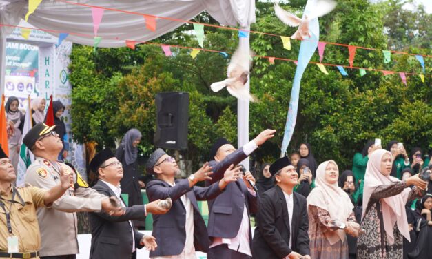 Institut Ummul Quro Al-Islami atau IUQI Bogor memperingati hari lahirnya yang ke-9 dengan tema ‘Transformasi Berkelanjutan: Mengokohkan Tradisi, Merajut Inovasi’.