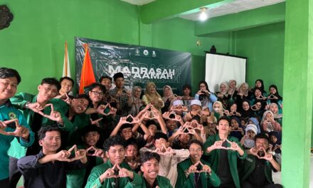 Usung Tema “Bahasa Arab Membumi”, Mahasiswa UIB Resmi Buka Madrasah Al-Aamah di Kalong Sawah