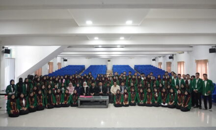 Yudisium FTIK IUQI Bogor Tahun Akademik 2025/2026: 96 Mahasiswa Dinyatakan Lulus